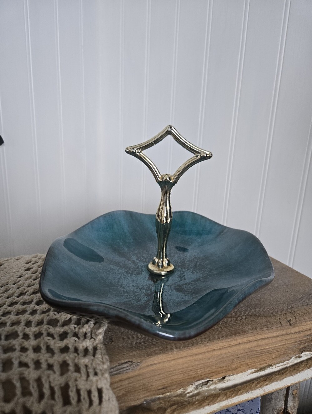 Vintage Blue Mountain Pottery Teal Drip Glaze Handled Tidbit Tray - Picture 4 of 7